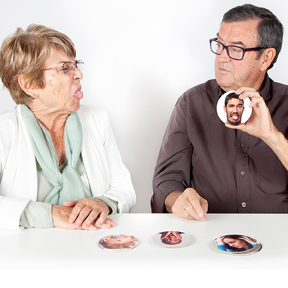 Hra rozpoznaj emócie