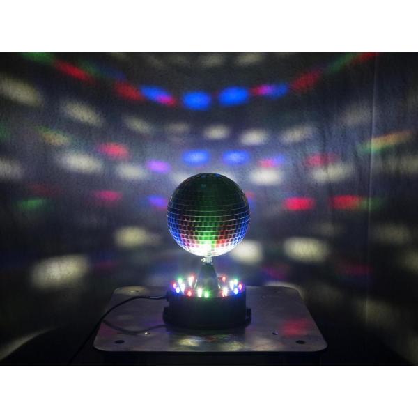 Zrkadlová guľa so stojanom