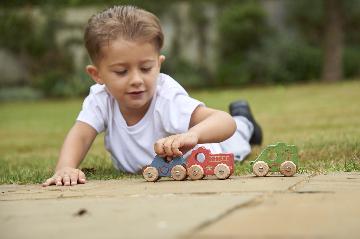 Farebné drevené vozidlá - polícia, sanitka, požiarné auto