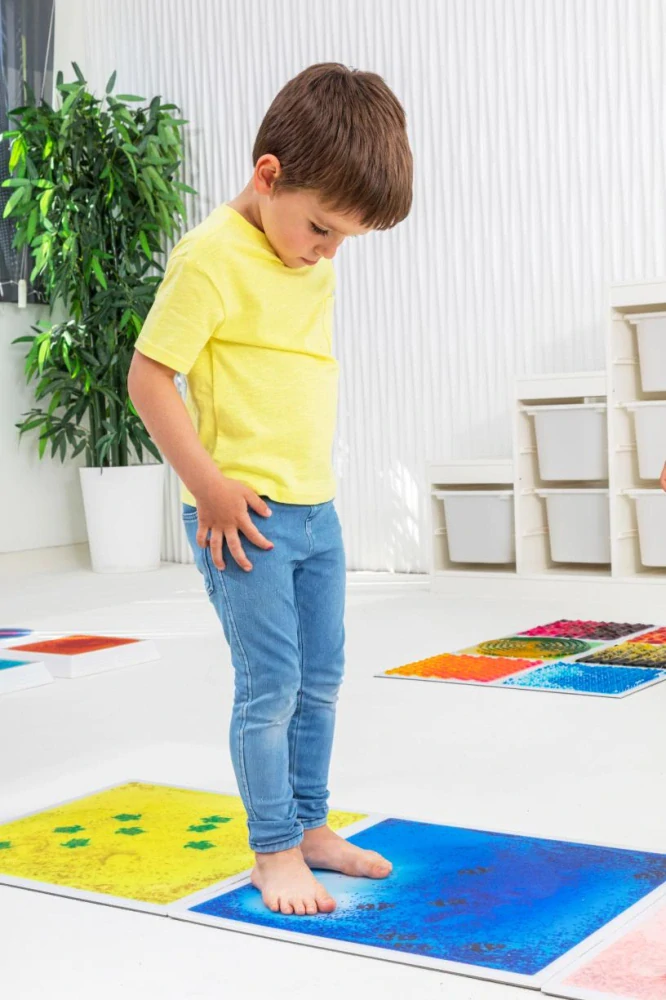 Senzorické UV podlahové dlaždice 4ks