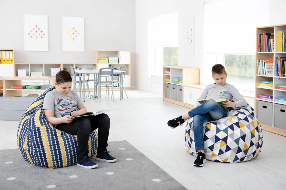 Sedací vak farebný - stredná veľkosť