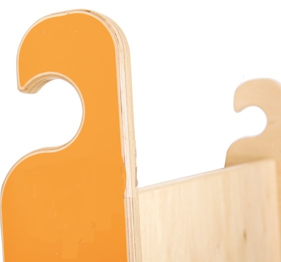 Lezecká stena s kameňmi