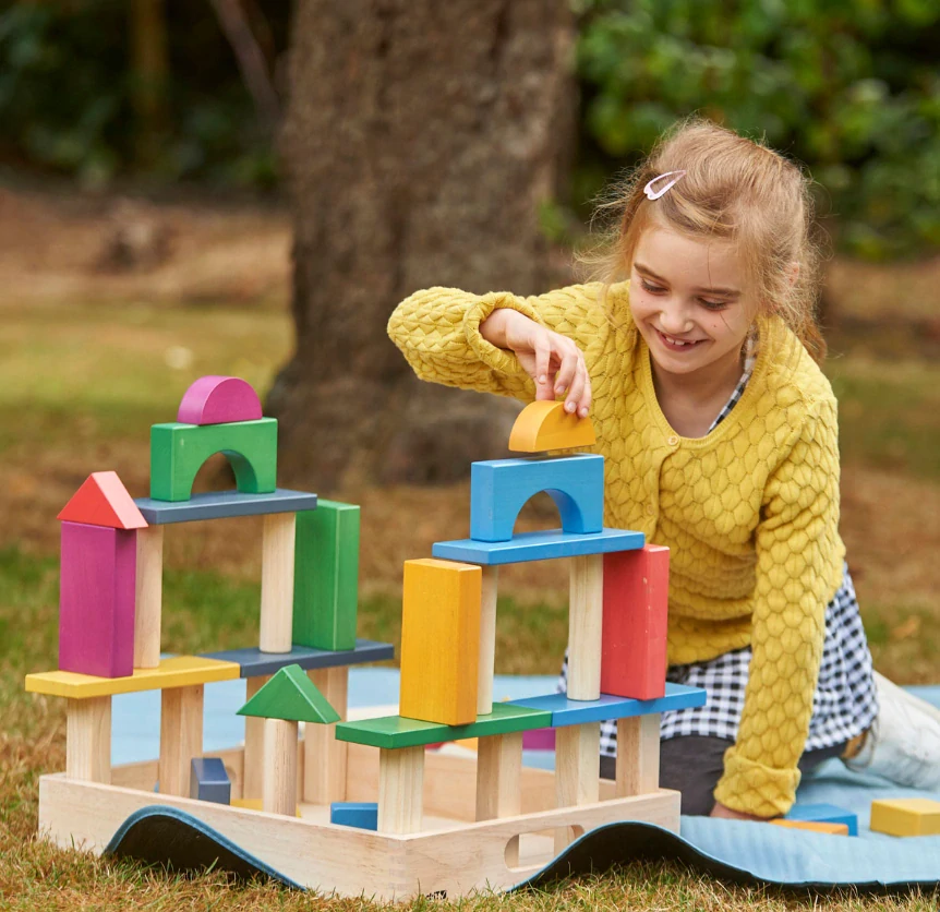 Obrovský set farebných drevených kociek - 54 ks