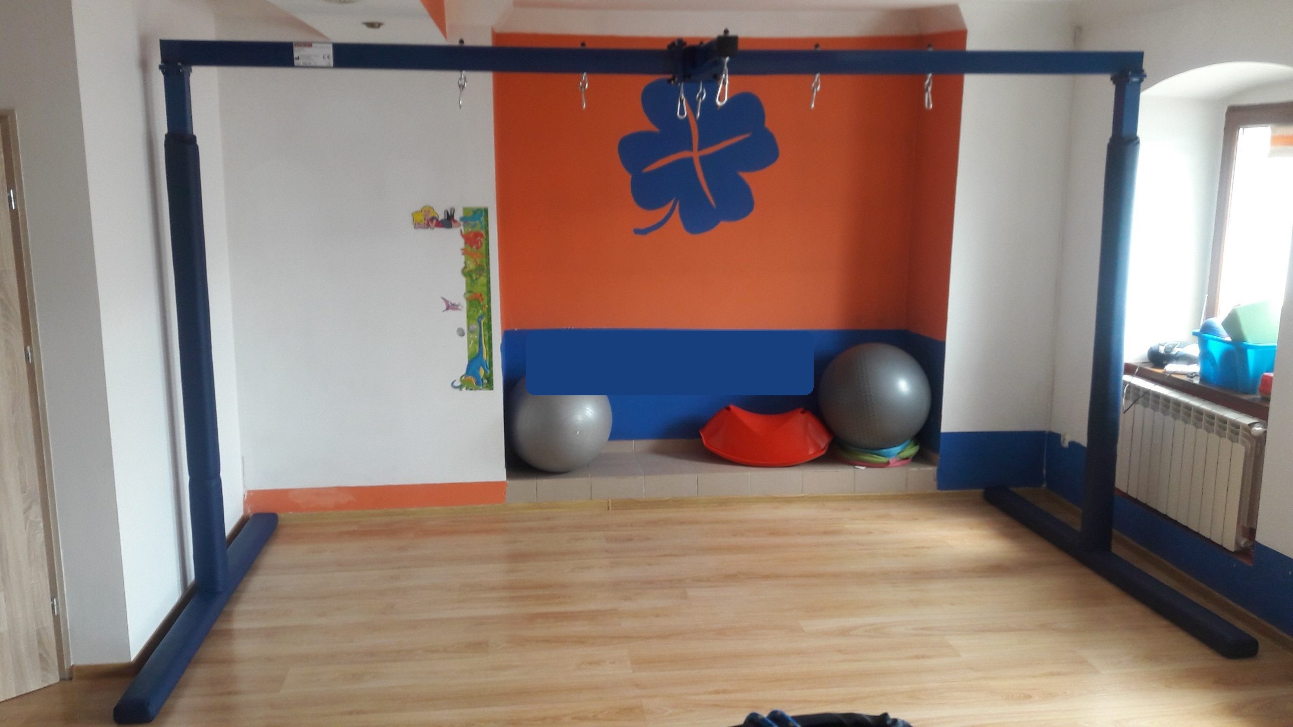 Závesná konštrukcia U na mieru (4-5 m)